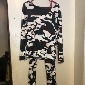 Cute set sz. Medium🥰